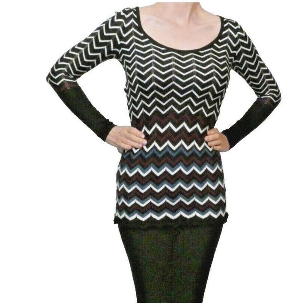 White House Black Market Sweater Womens Medium Multicolor Chevron Scoop Neck